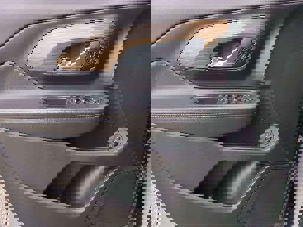 Used 2019 GMC Terrain SLE w/ Driver Convenience Package image 21