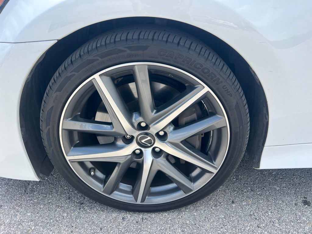Used 2017 Lexus GS 200t F Sport RWD image 6