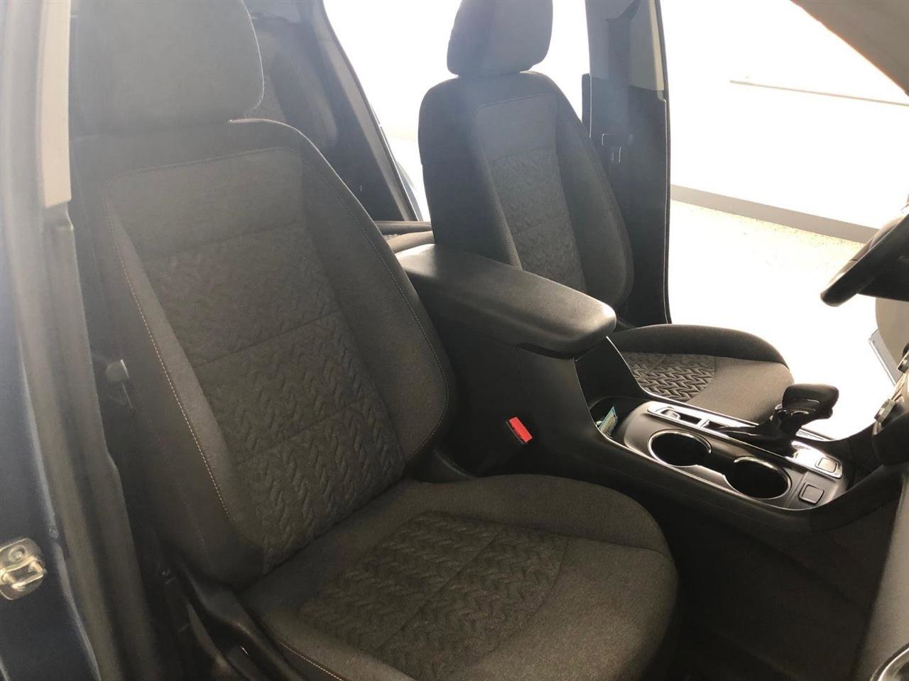 Used 2024 Chevrolet Equinox LT w/ LPO, Floor Liner Package image 11