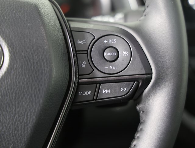 Used 2023 Toyota Camry XSE image 15