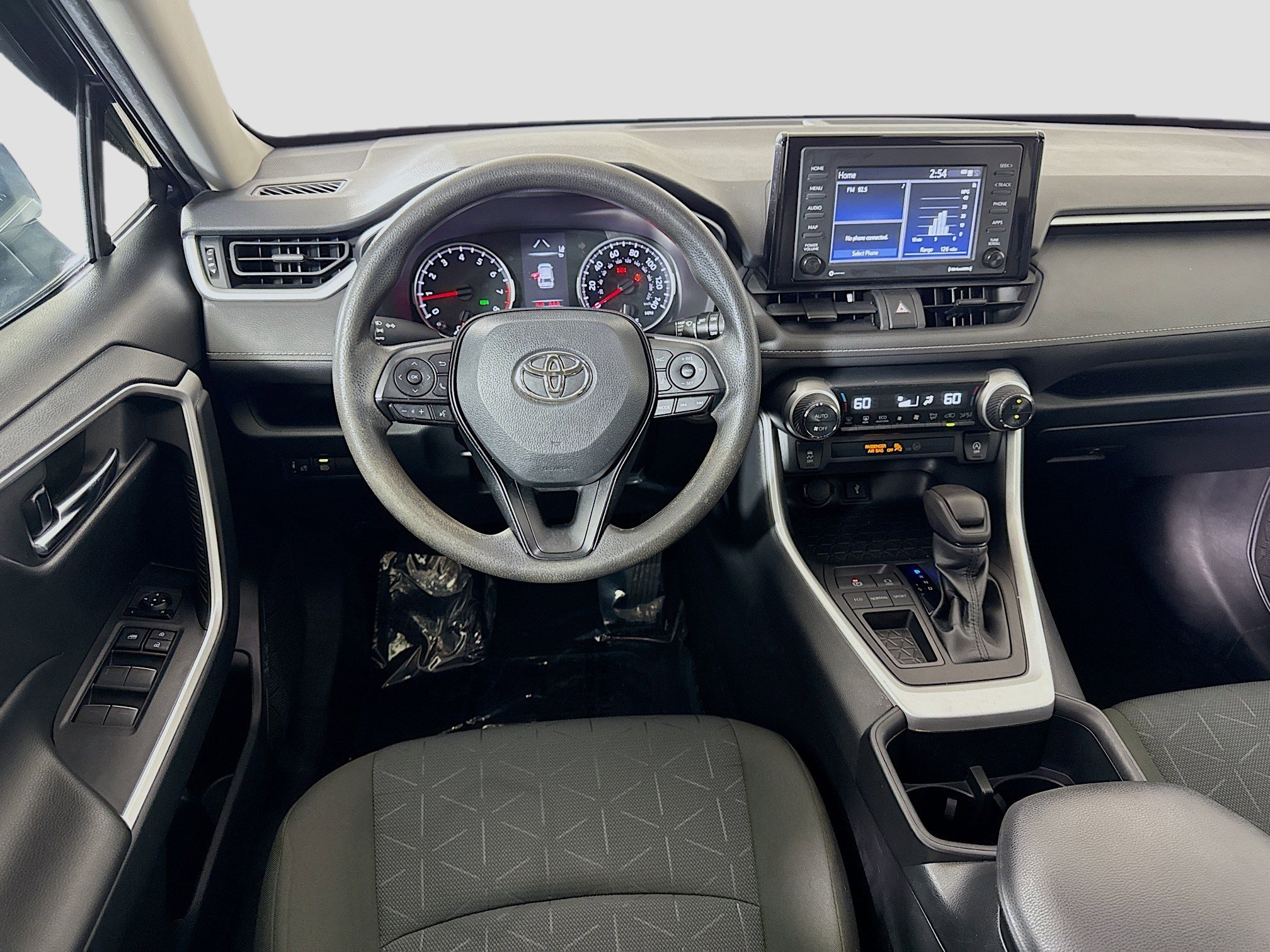 Used 2022 Toyota RAV4 XLE image 17