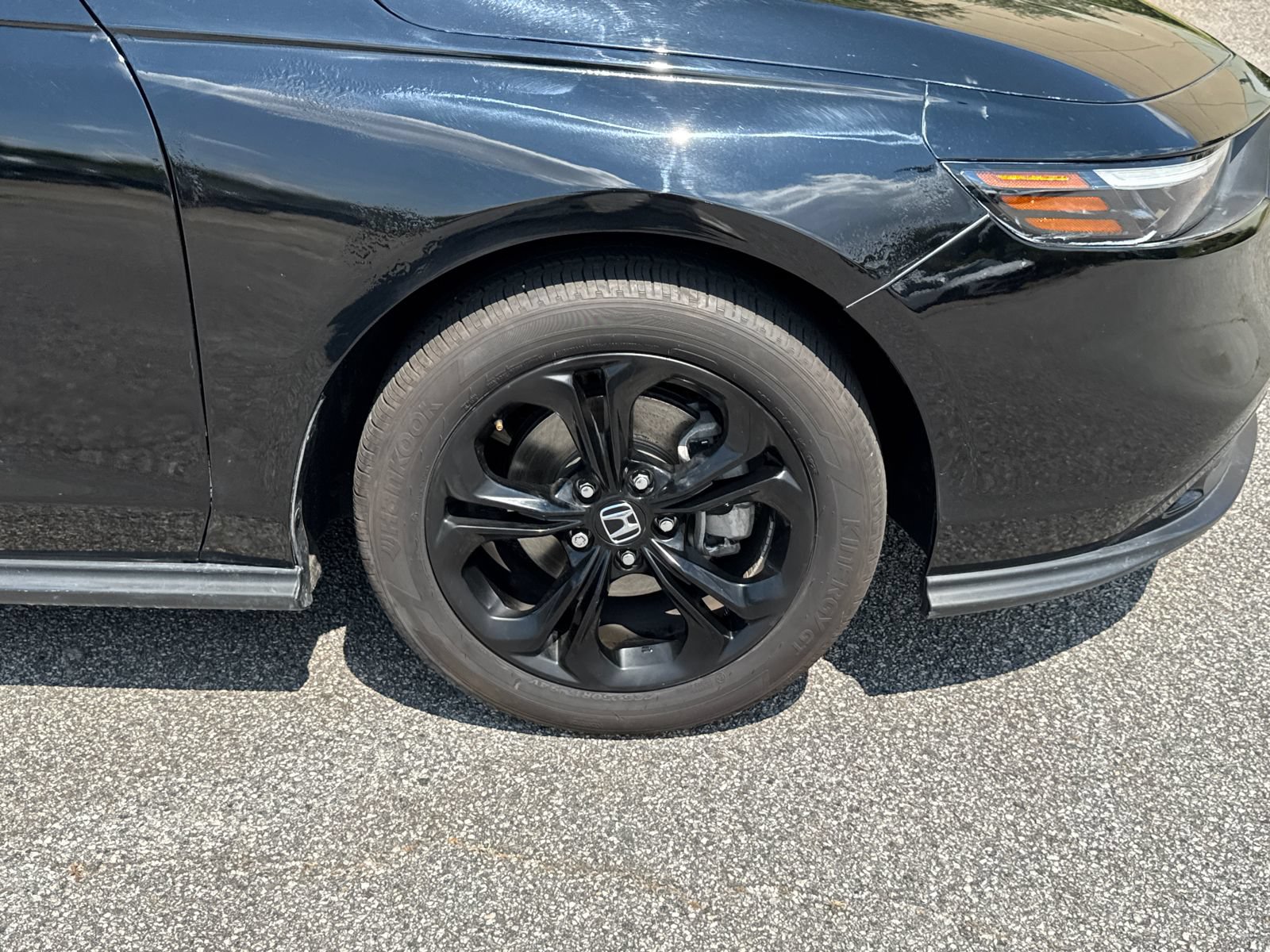 Used 2025 Honda Accord SE image 12