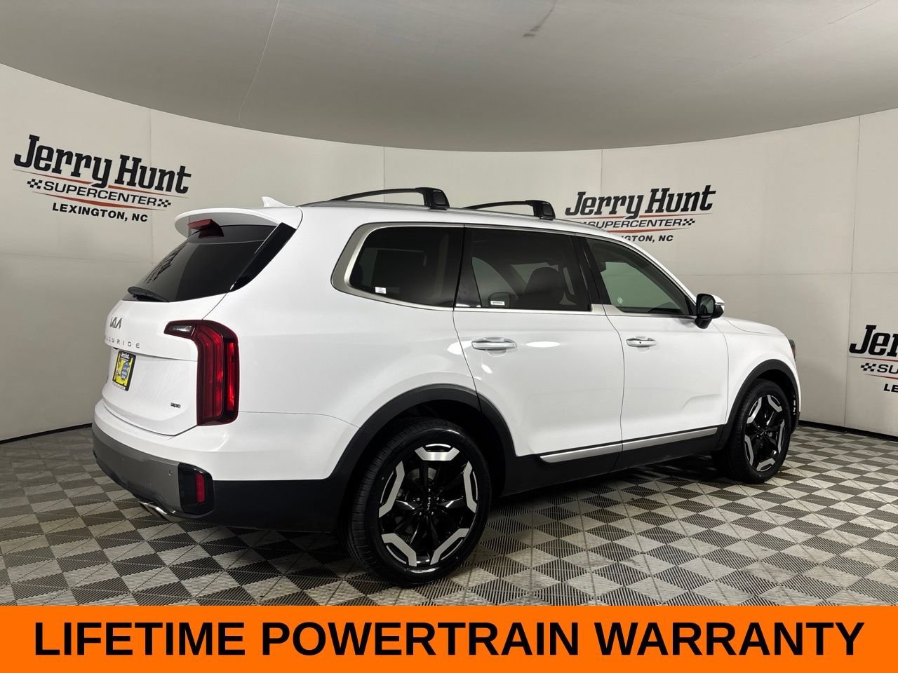 Used 2025 Kia Telluride S AWD/4WD image 6
