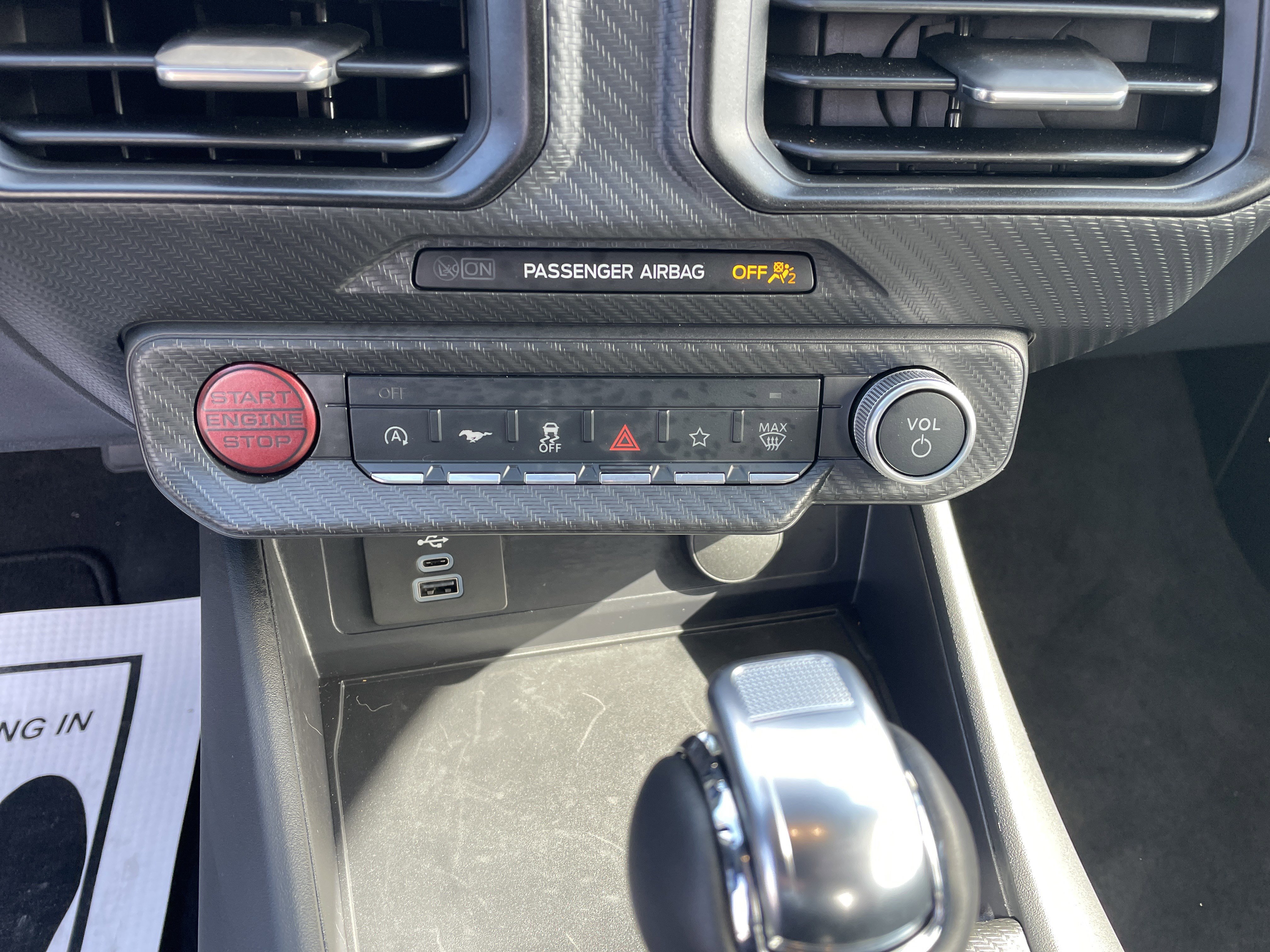 Used 2025 Ford Mustang Coupe image 17