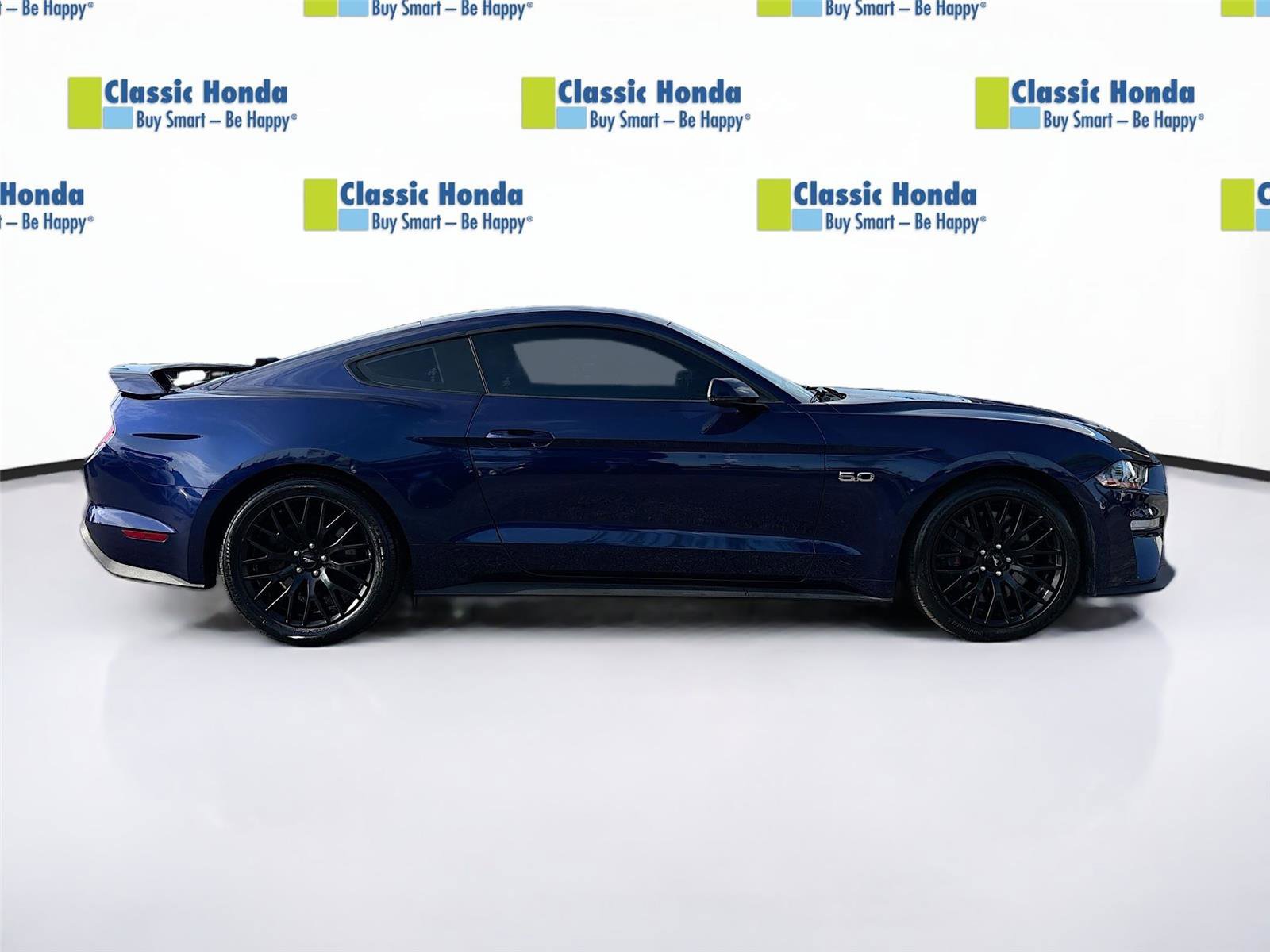 Used 2019 Ford Mustang GT Premium w/ GT Performance Package image 9