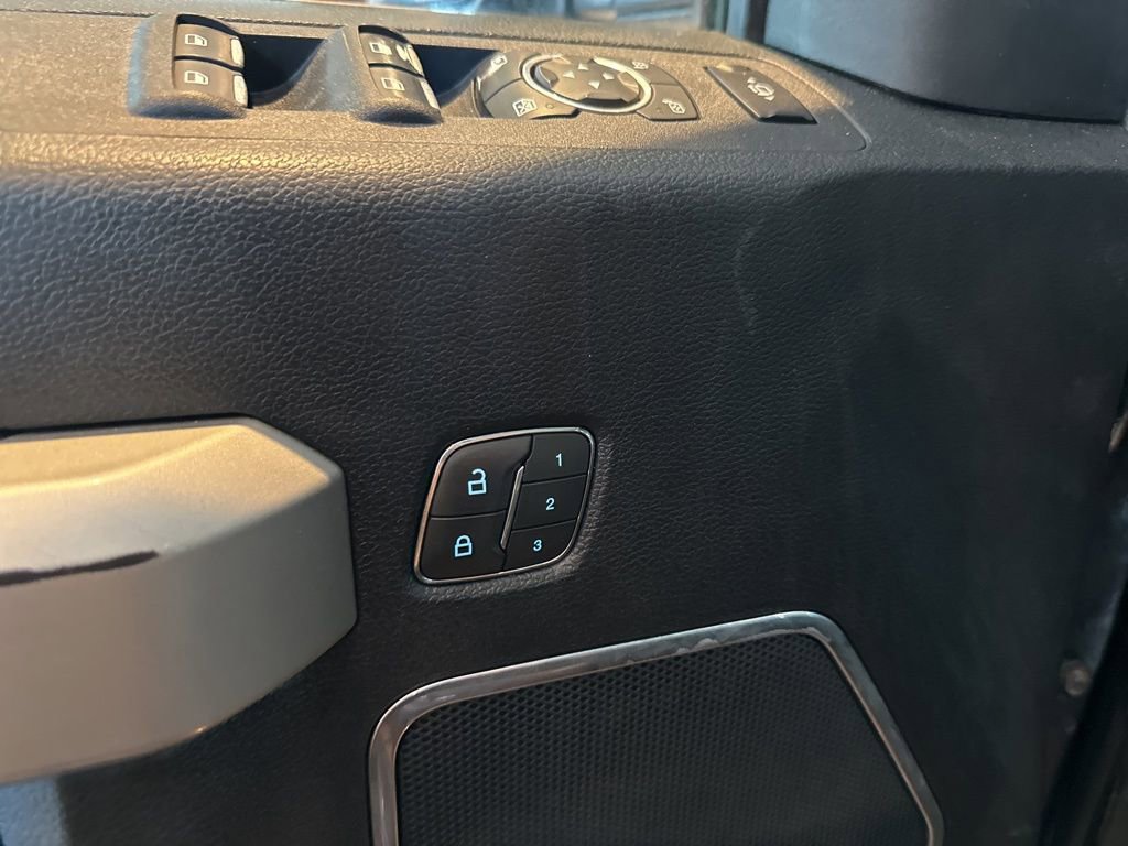 Used 2019 Ford F250 Lariat w/ Lariat Ultimate Package image 14