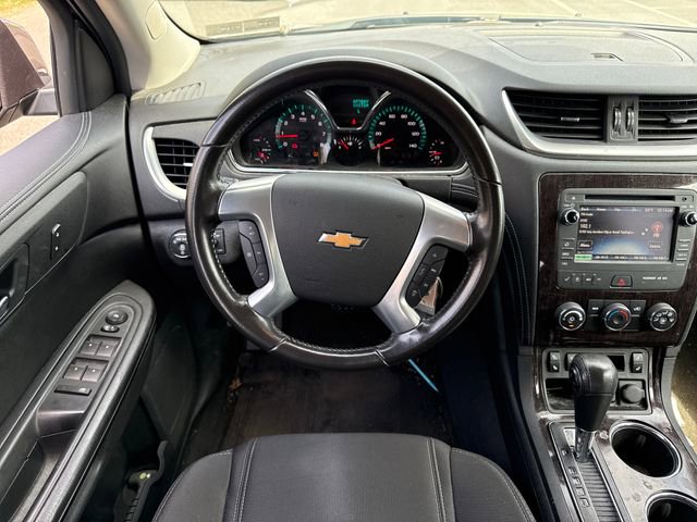 Used 2017 Chevrolet Traverse LT w/ Style and Technology Package image 20