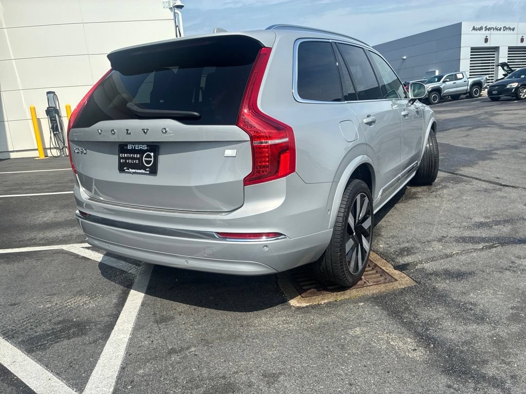 Used 2024 Volvo XC90 T8 Plus w/ Protection Package Premier AWD/4WD image 3
