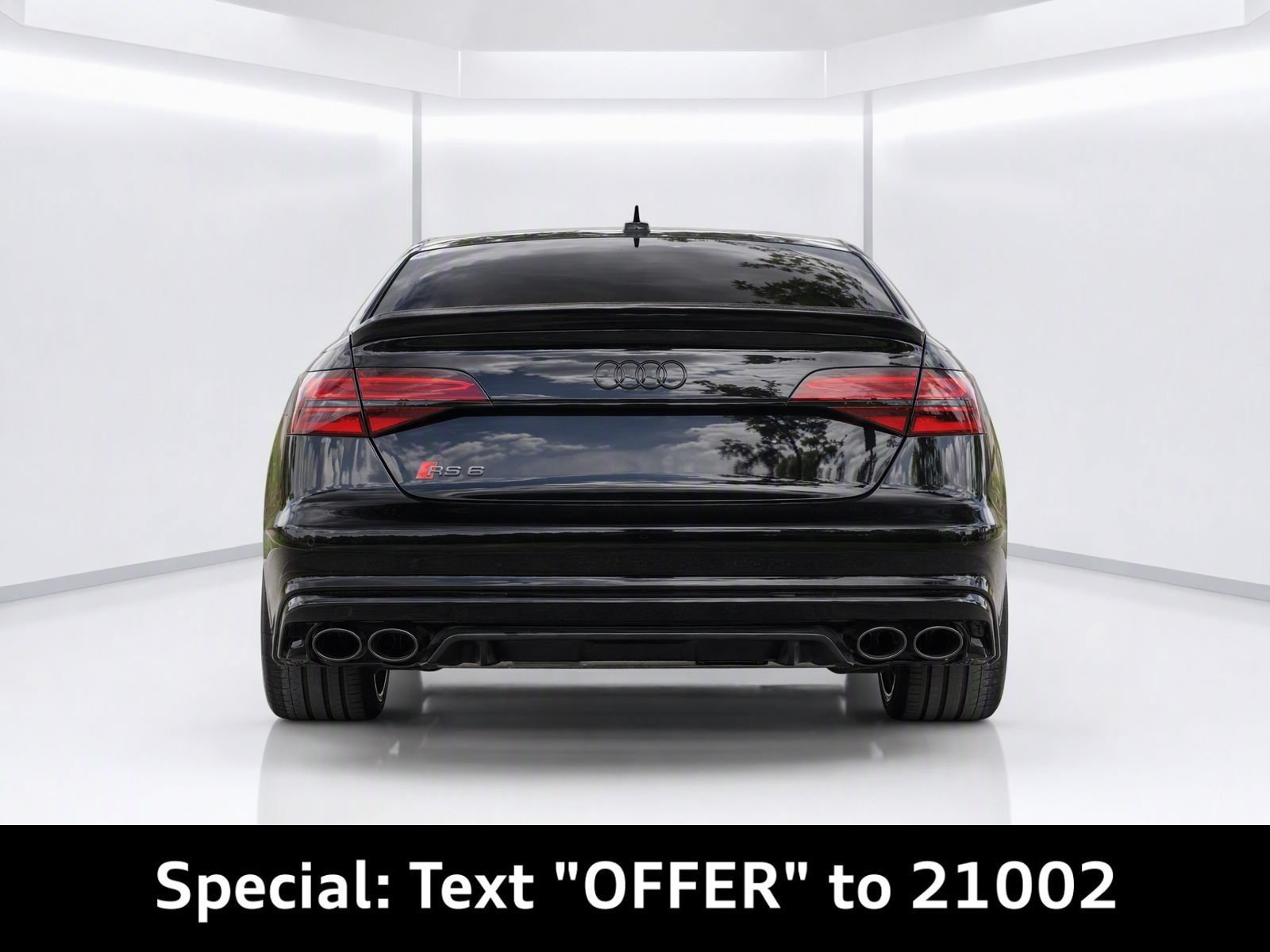 Used 2017 Audi S8 Plus w/ Dynamic Package AWD/4WD image 4