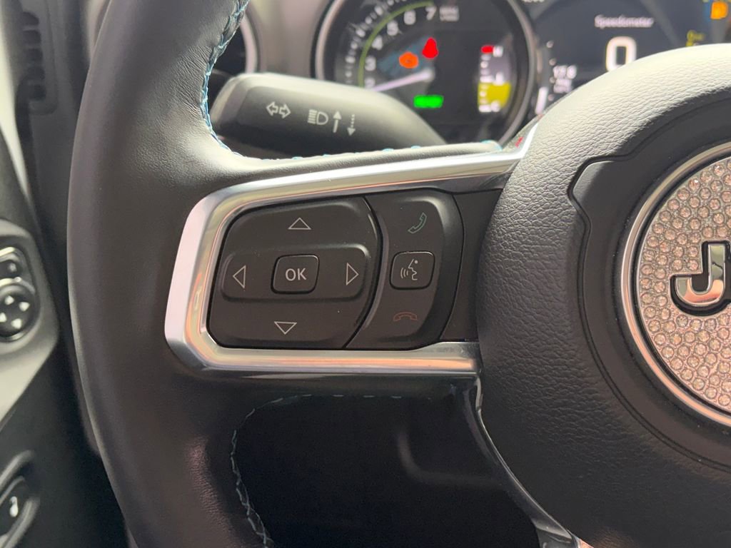 Used 2022 Jeep Wrangler Unlimited Rubicon 4xe image 11