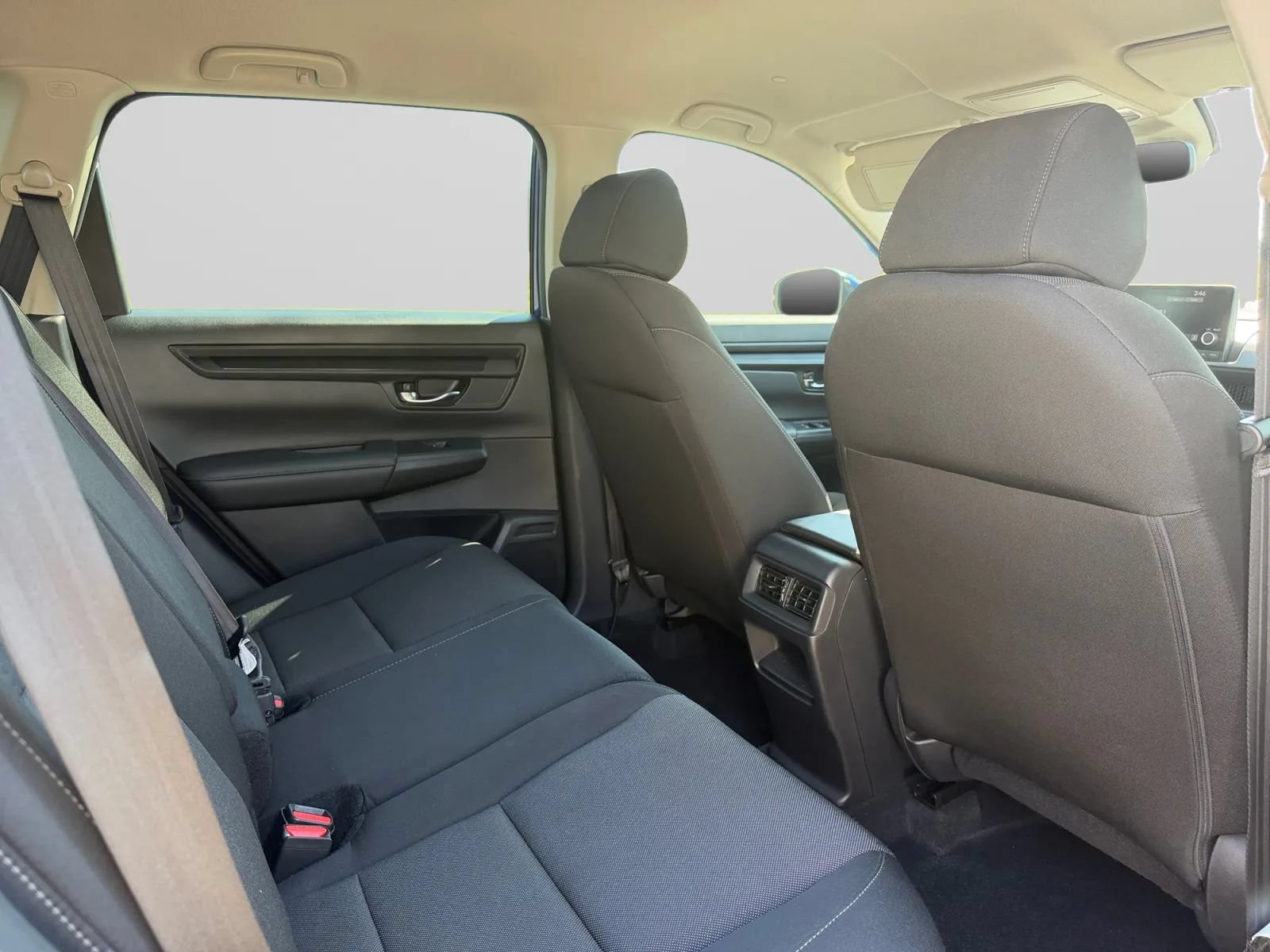 Used 2024 Honda CR-V LX image 29
