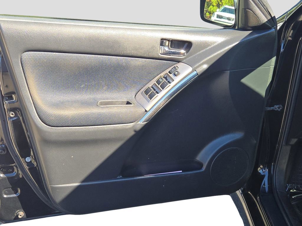 Used 2007 Toyota Matrix Base image 16