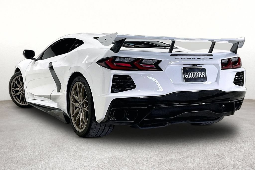 Used 2025 Chevrolet Corvette Stingray Coupe w/ 1LT RWD image 15