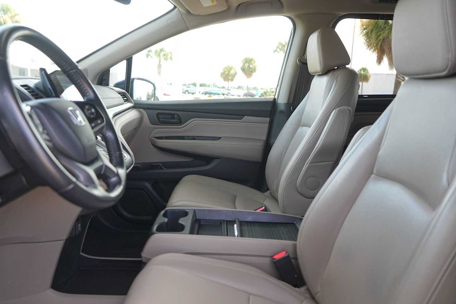 Used 2020 Honda Odyssey Touring image 11