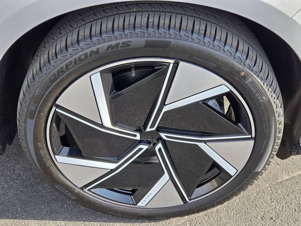 New 2025 Volvo EX90 Ultra AWD/4WD image 7