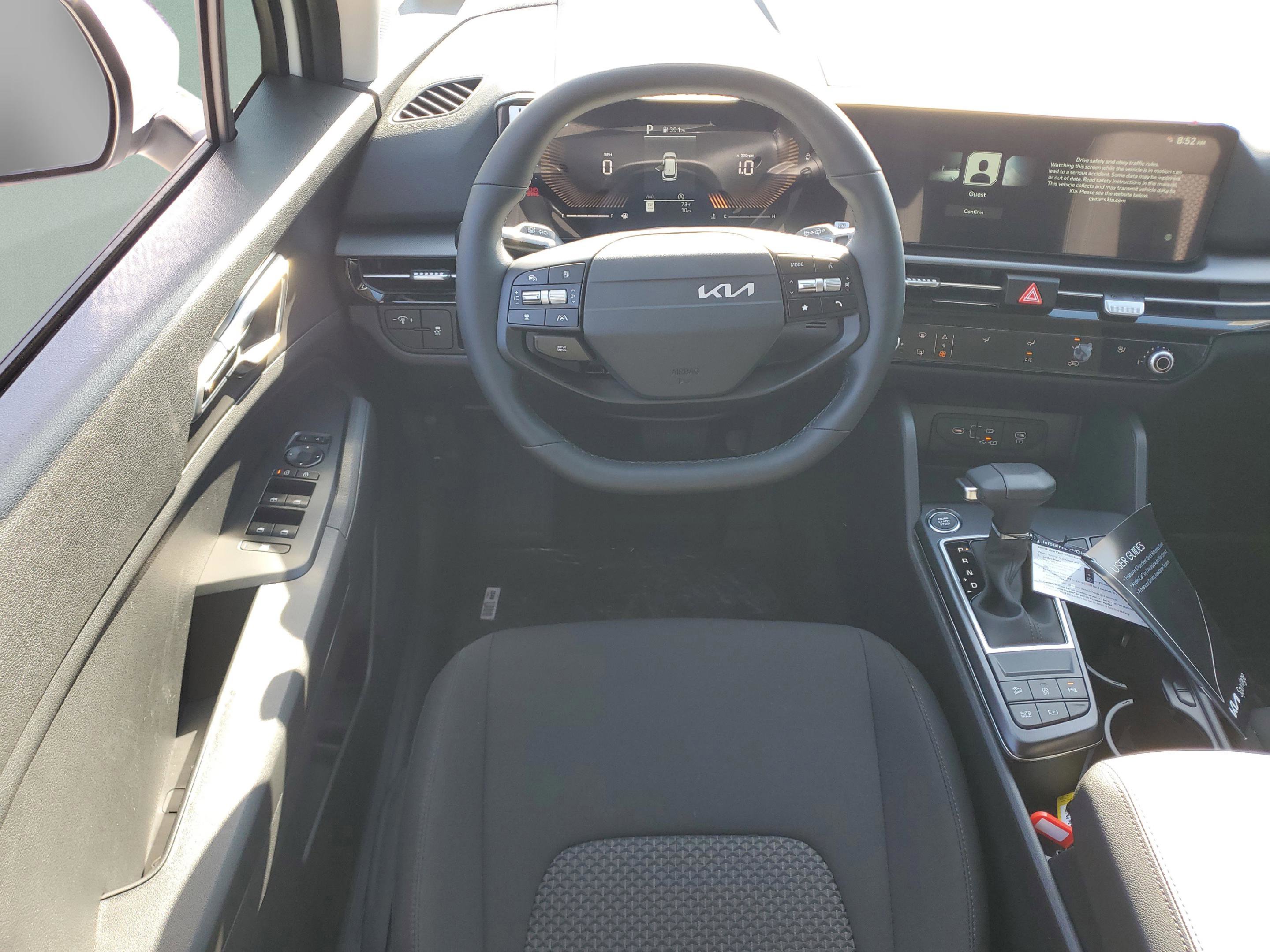 New 2026 Kia Sportage LX image 12