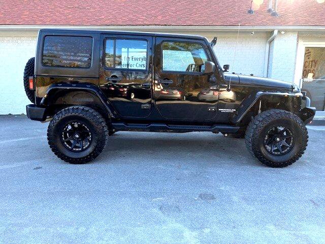 Used 2015 Jeep Wrangler Unlimited Sport w/ Connectivity Group image 3