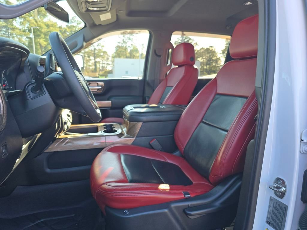 Used 2020 Chevrolet Silverado 2500 Custom w/ Custom Value Package image 9