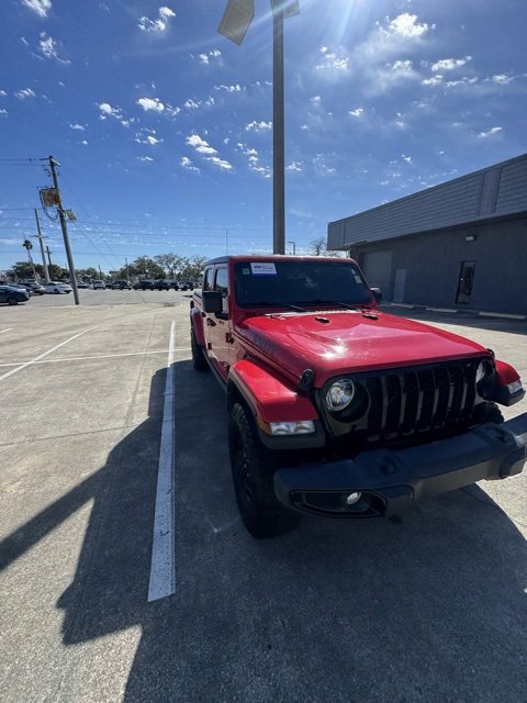 Used 2021 Jeep Gladiator Willys image 5