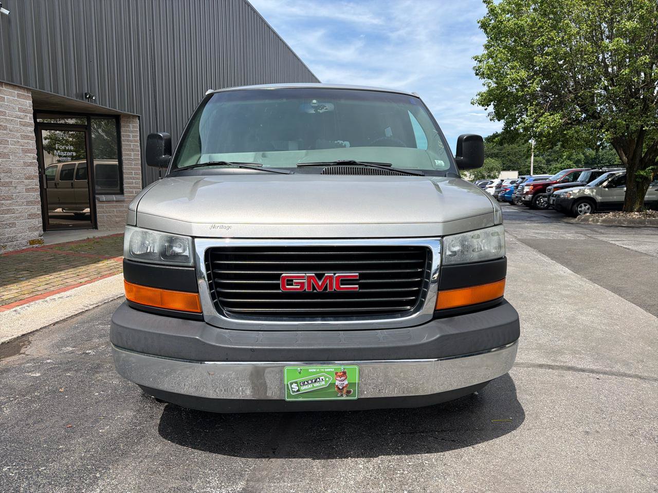 Used 2003 GMC Savana 1500 w/ Preferred Equipment Group 3 RWD image 8