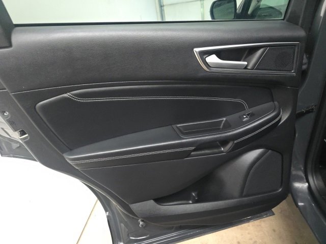 Used 2021 Ford Edge Titanium w/ Equipment Group 301A image 13