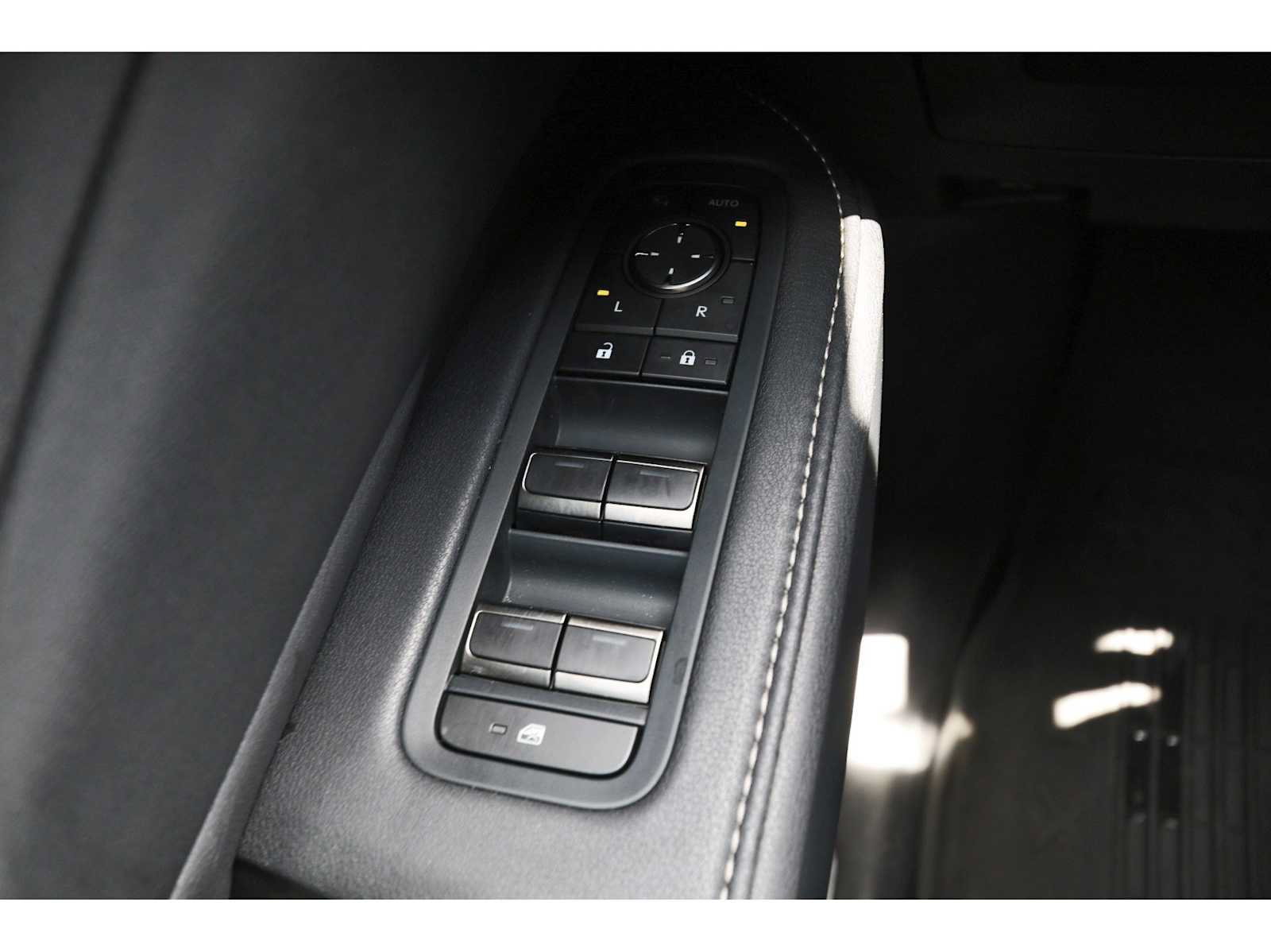 Used 2025 Lexus TX 350 AWD w/ Technology Package image 21
