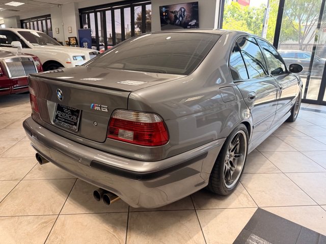 Used 2002 BMW M5 RWD image 5
