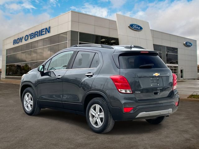 Used 2017 Chevrolet Trax LT w/ LT Convenience Package image 3