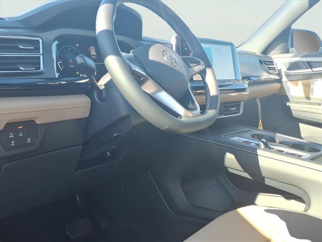 New 2026 Volkswagen Atlas Cross Sport SE image 13