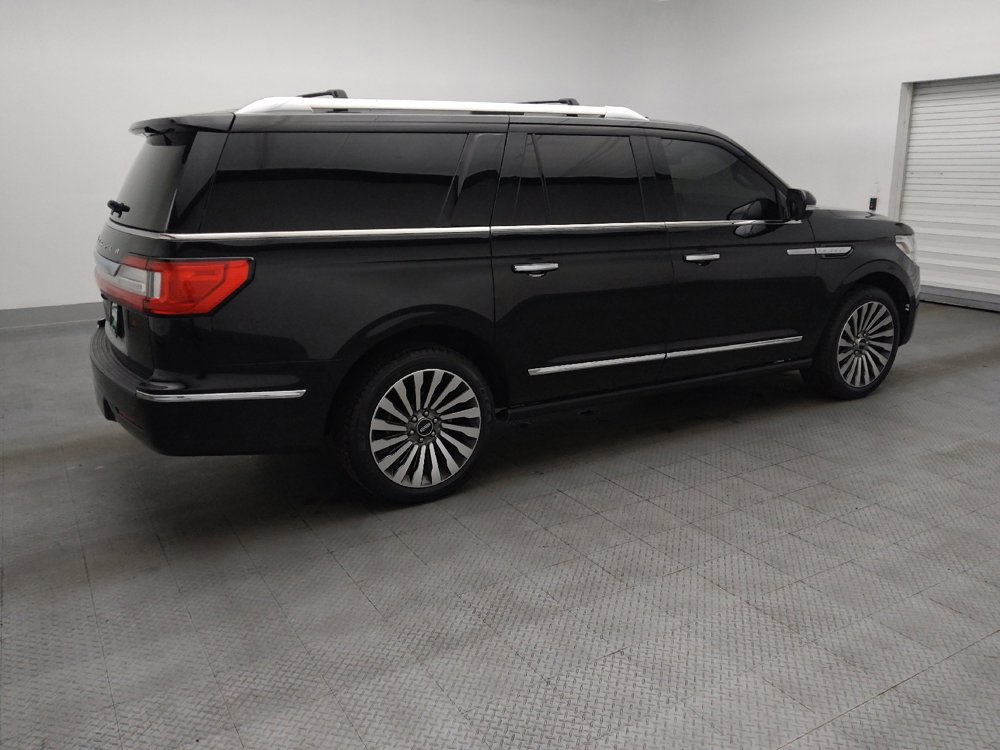 Used 2018 Lincoln Navigator L Reserve w/ Technology Package image 10