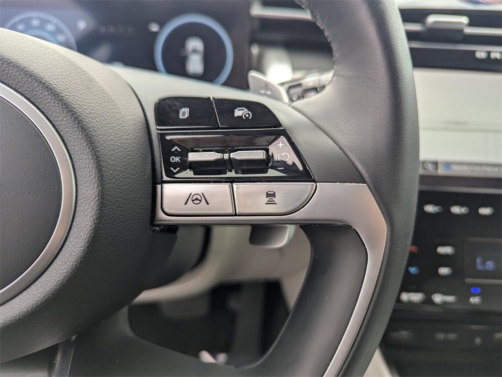 Used 2023 Hyundai Tucson Limited image 29