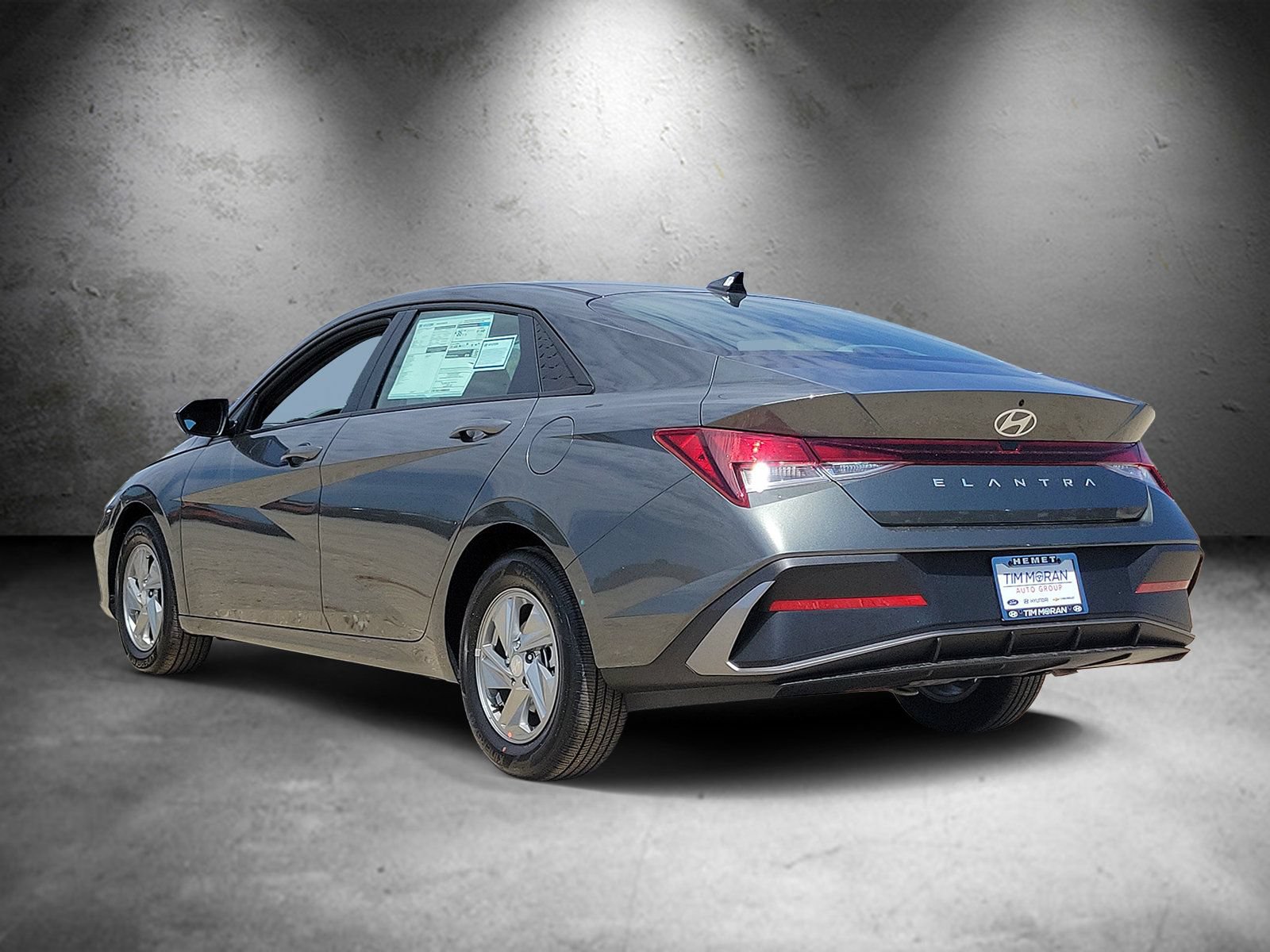 New 2026 Hyundai Elantra SE FWD image 4