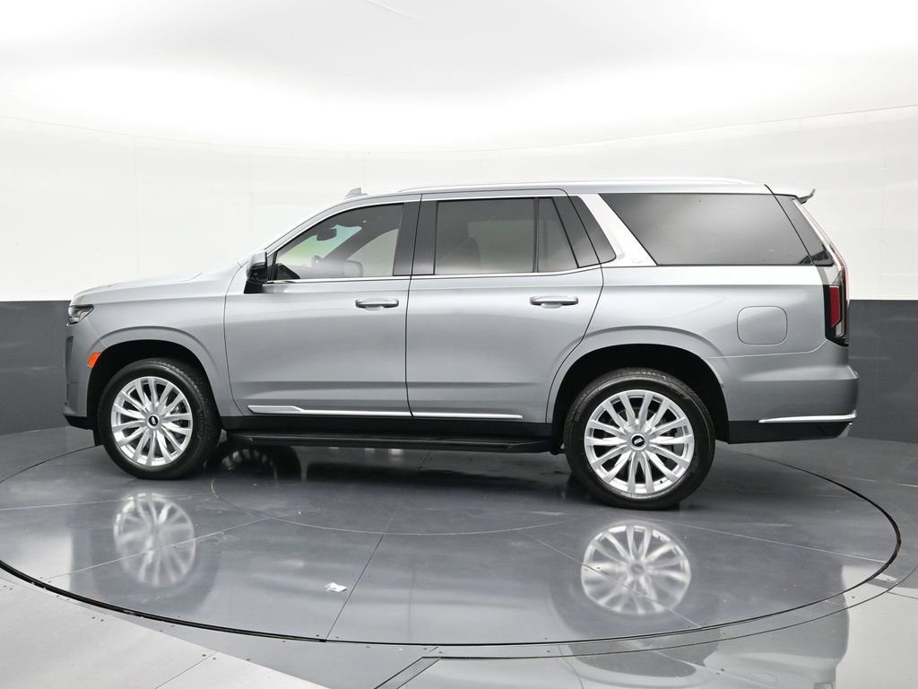 Certified 2024 Cadillac Escalade Luxury RWD image 2
