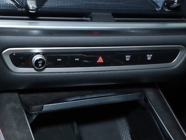 Certified 2025 BMW X5 xDrive40i w/ Premium Package image 28