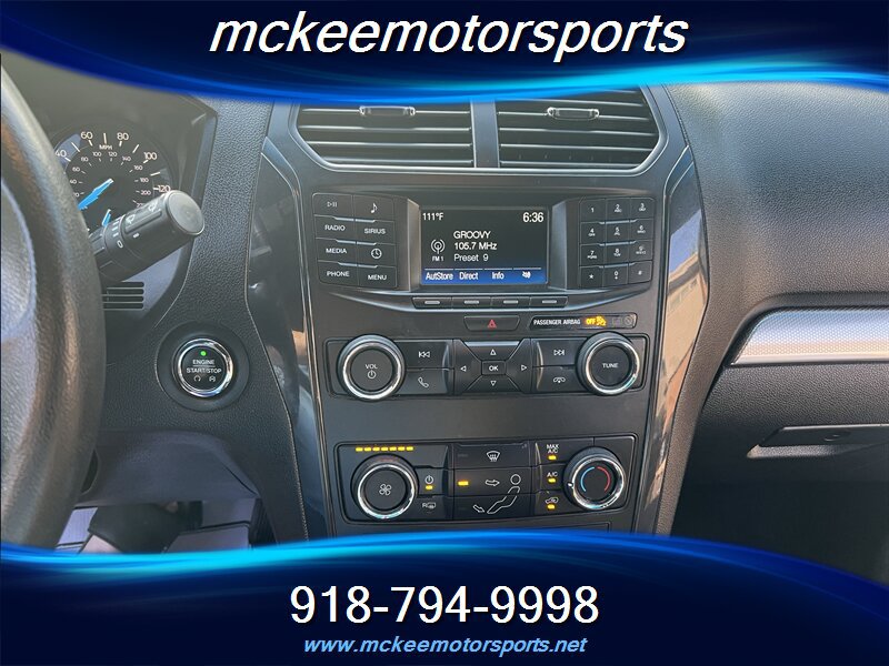 Used 2018 Ford Explorer XLT FWD image 15