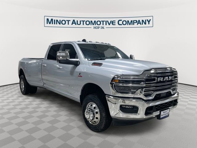 New 2026 RAM 3500 Laramie w/ Max Tow Package
