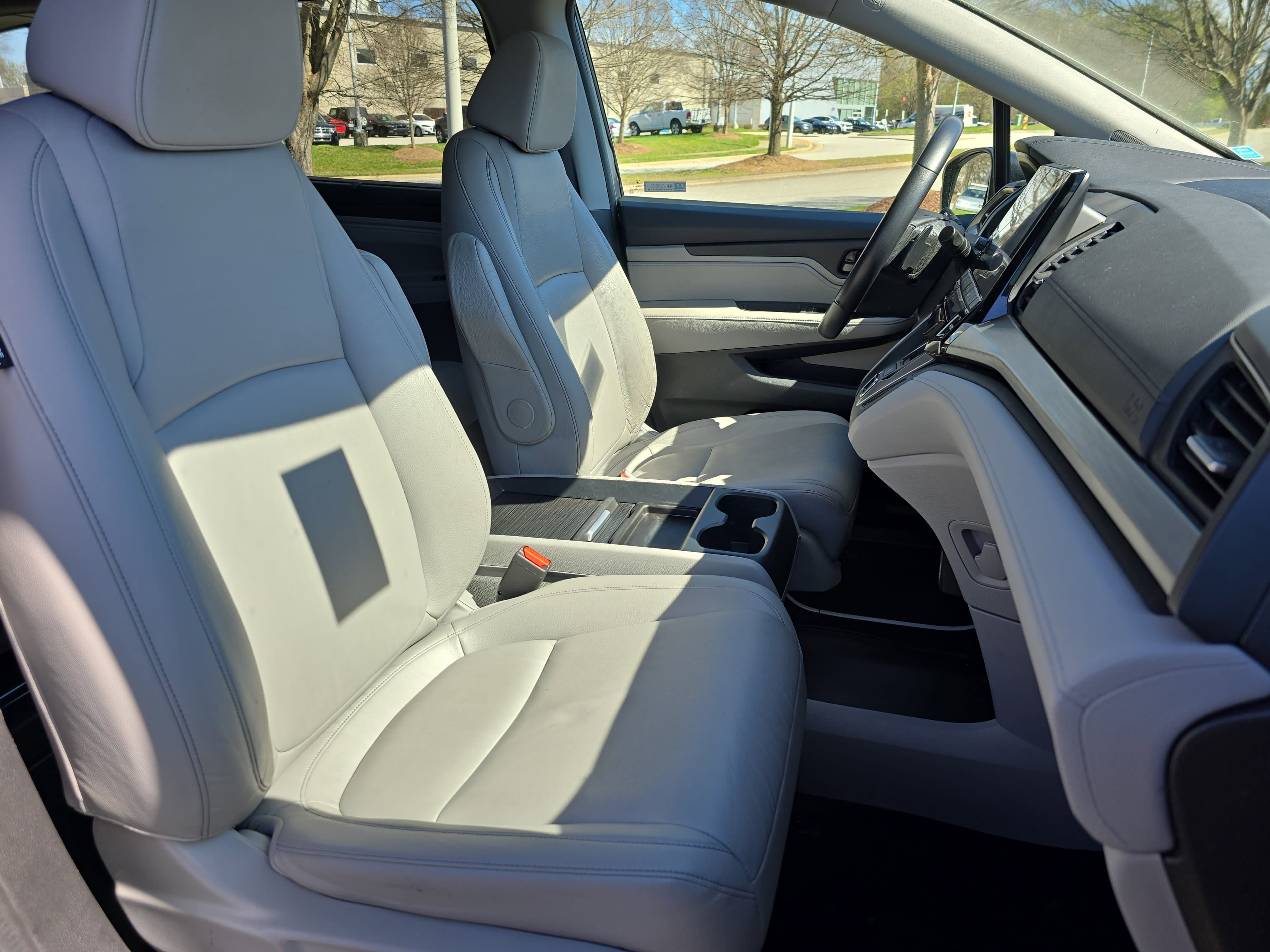 Used 2023 Honda Odyssey EX-L image 10