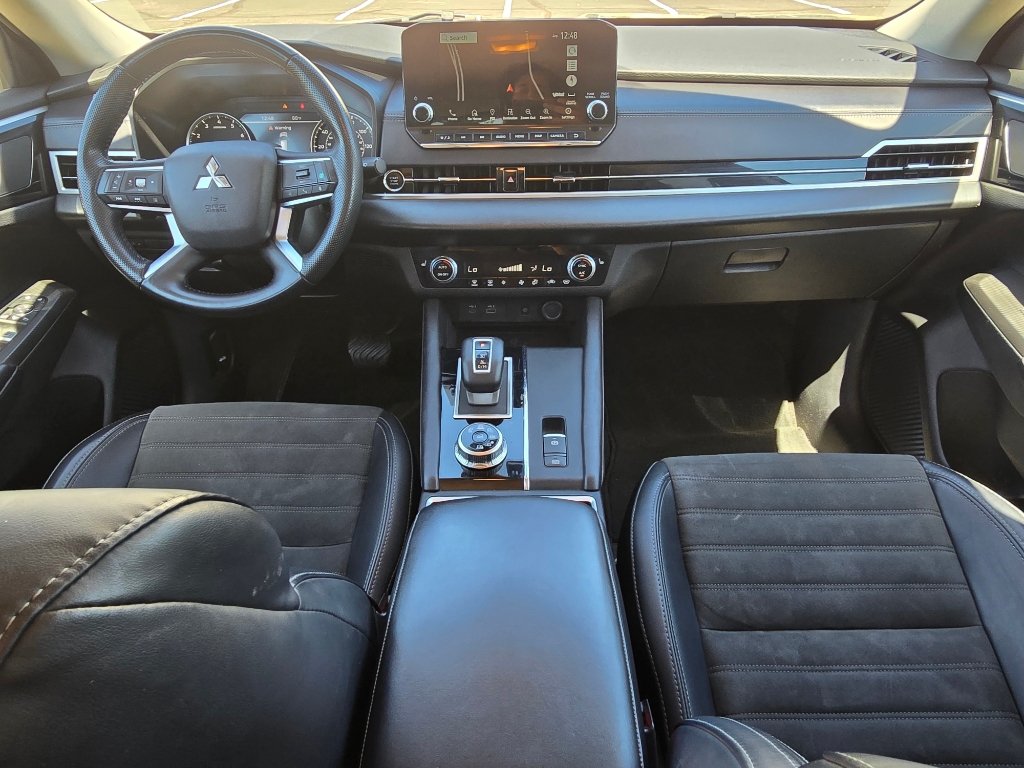 Used 2024 Mitsubishi Outlander SE AWD/4WD image 27