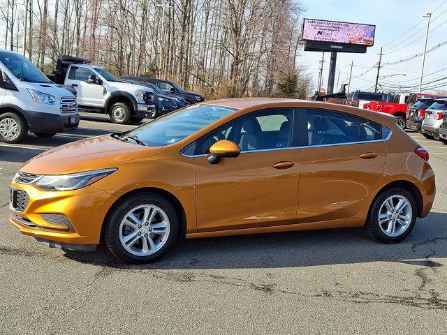 Used 2017 Chevrolet Cruze LT w/ Convenience Package image 5