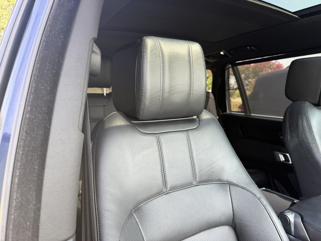 Used 2019 Land Rover Range Rover Long Wheelbase Supercharged AWD/4WD image 23