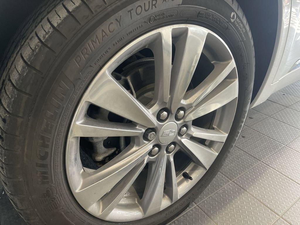 Certified 2024 Cadillac XT6 Premium Luxury w/ LPO, Floor Liner Package image 2