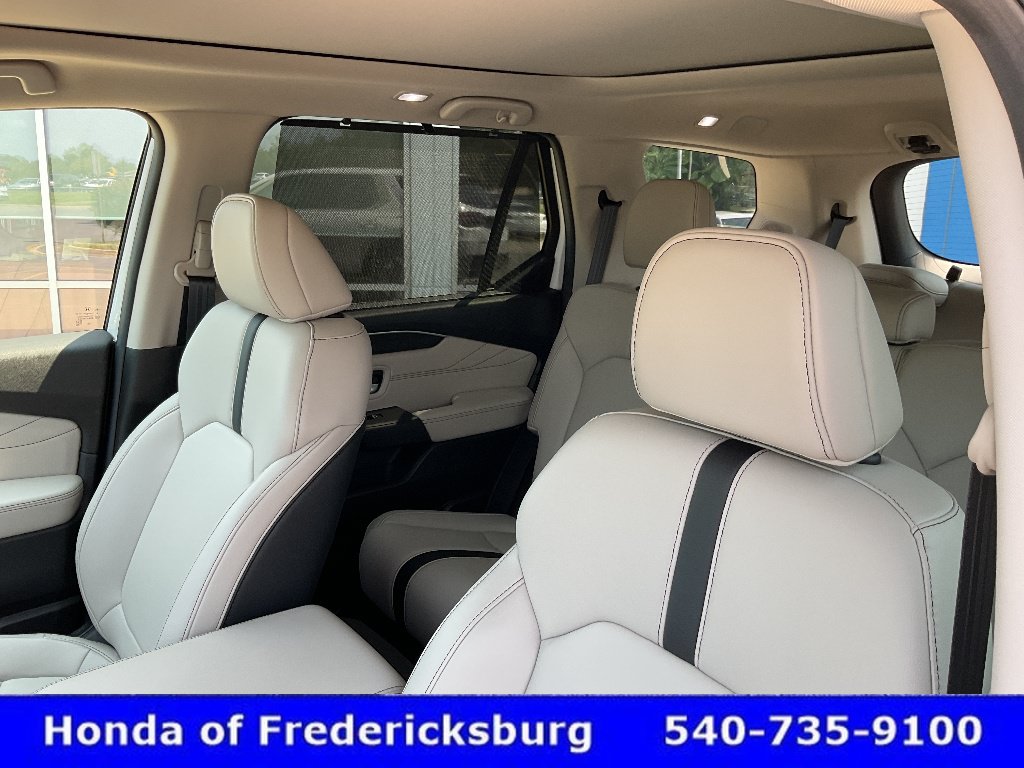Certified 2026 Honda Pilot Touring image 34