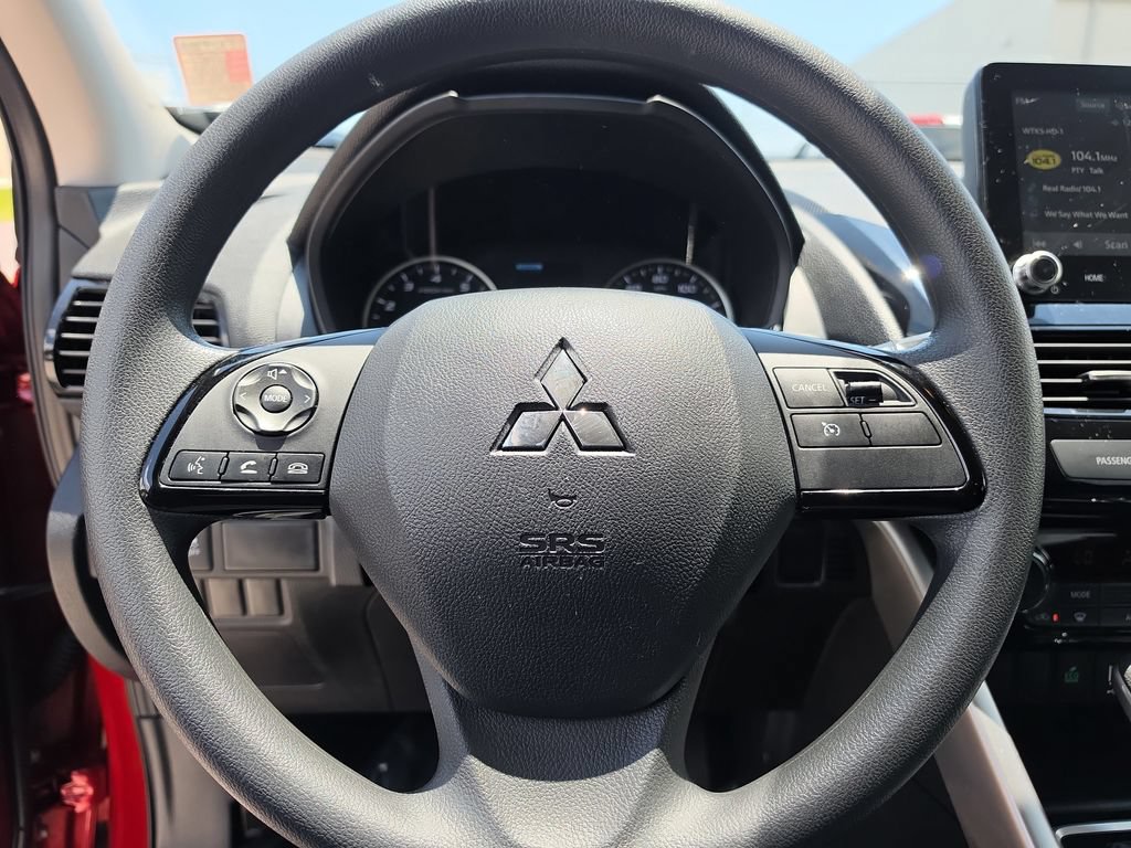 Used 2024 Mitsubishi Eclipse Cross LE AWD/4WD image 18