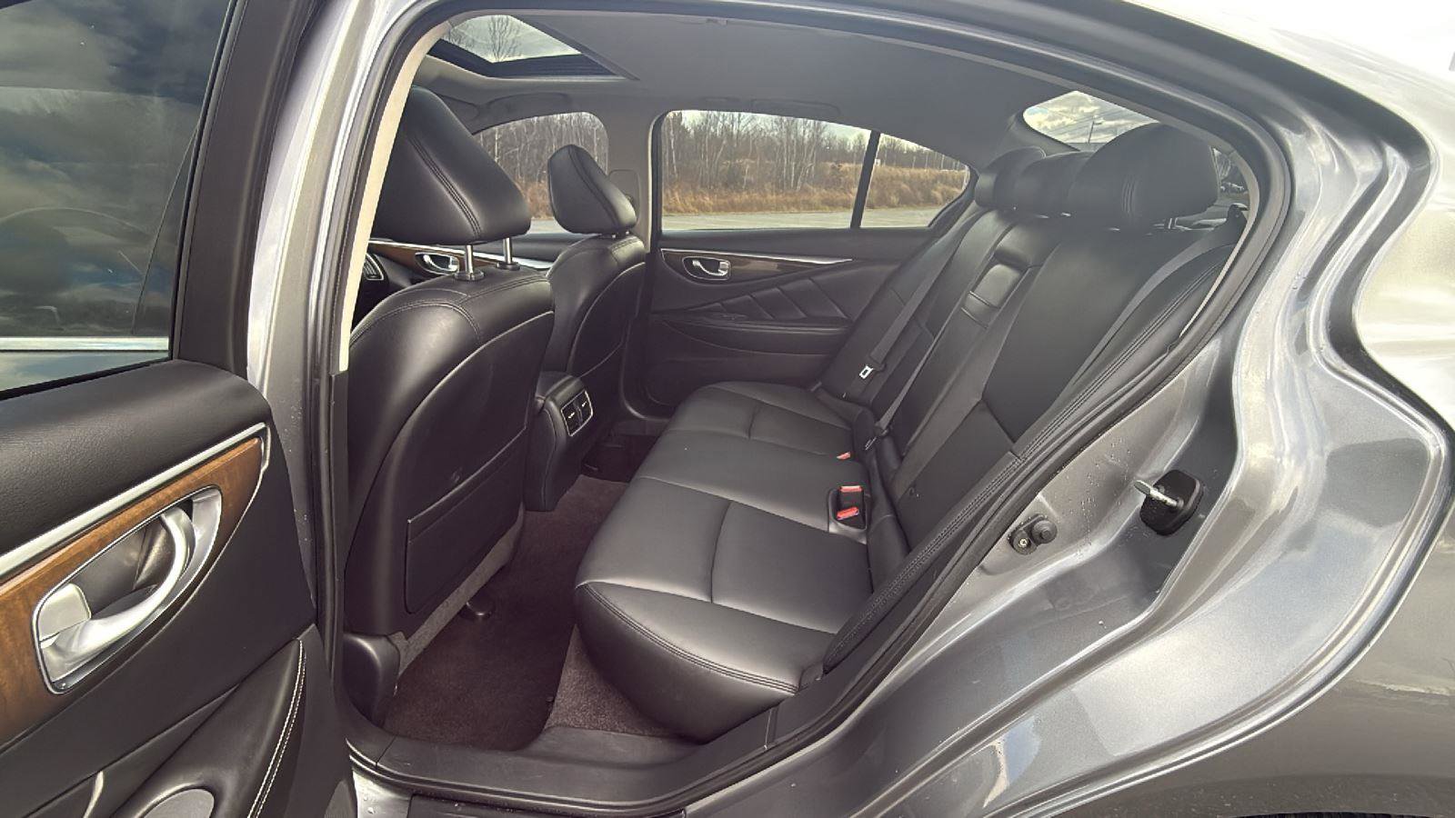 Used 2019 INFINITI Q50 Luxe image 24