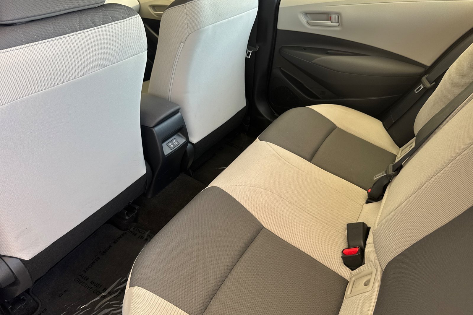 Certified 2023 Toyota Corolla LE w/ Carpet Mat Package (TMS) FWD image 11