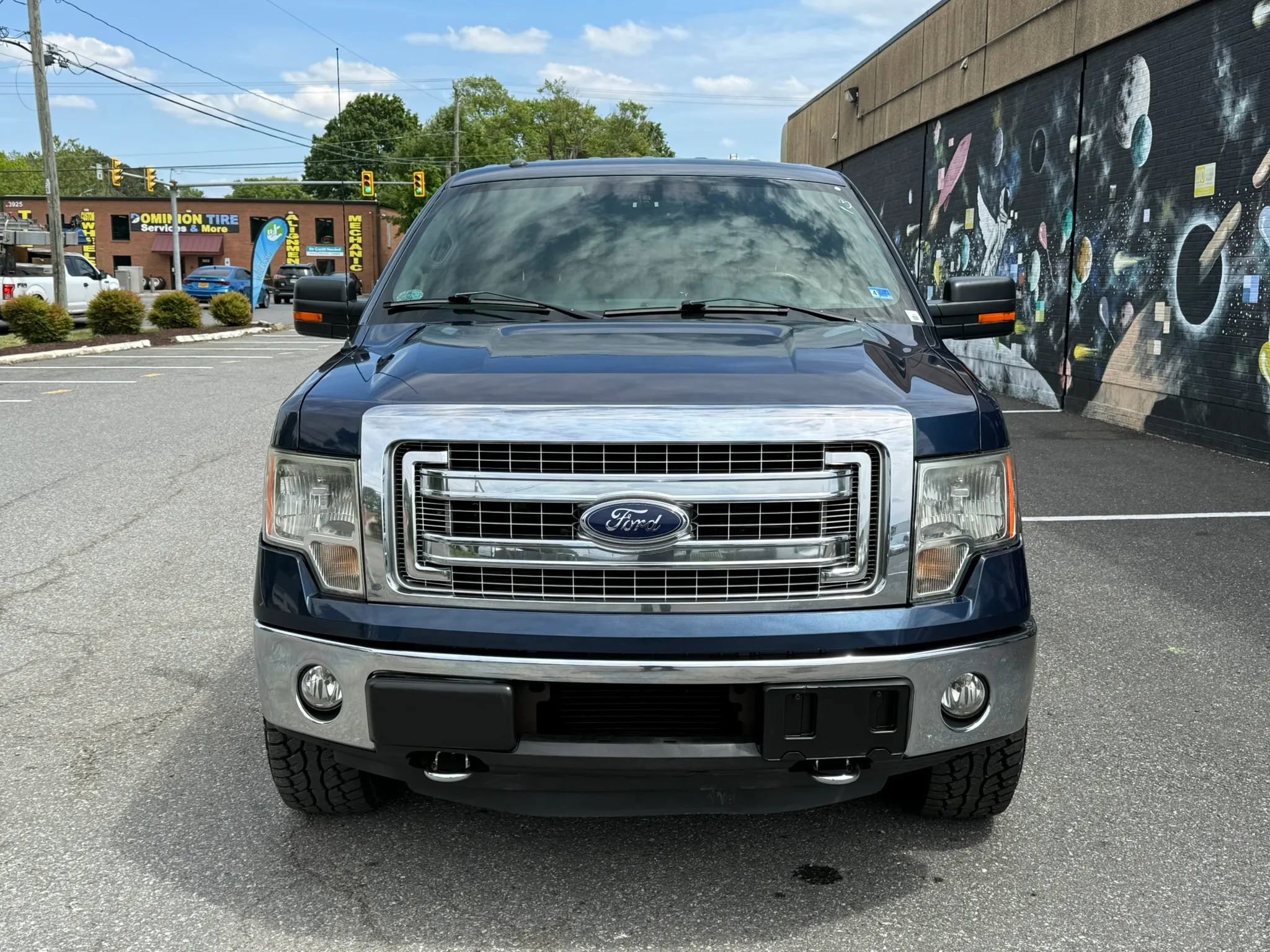 Used 2013 Ford F150 XLT w/ Luxury Equipment Group AWD/4WD image 2
