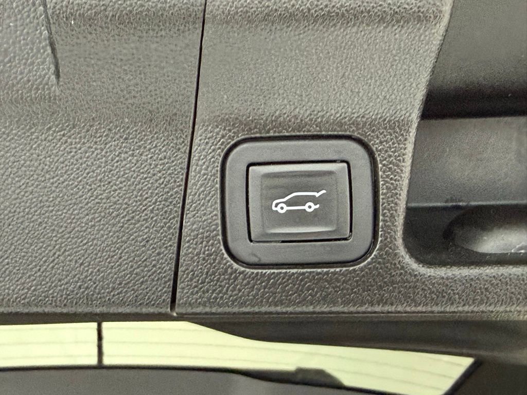 Used 2019 GMC Acadia Denali w/ GMC Pro Grade Package AWD/4WD image 5