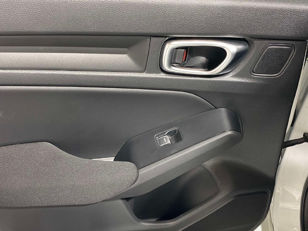 Used 2025 Honda Civic Sport image 16