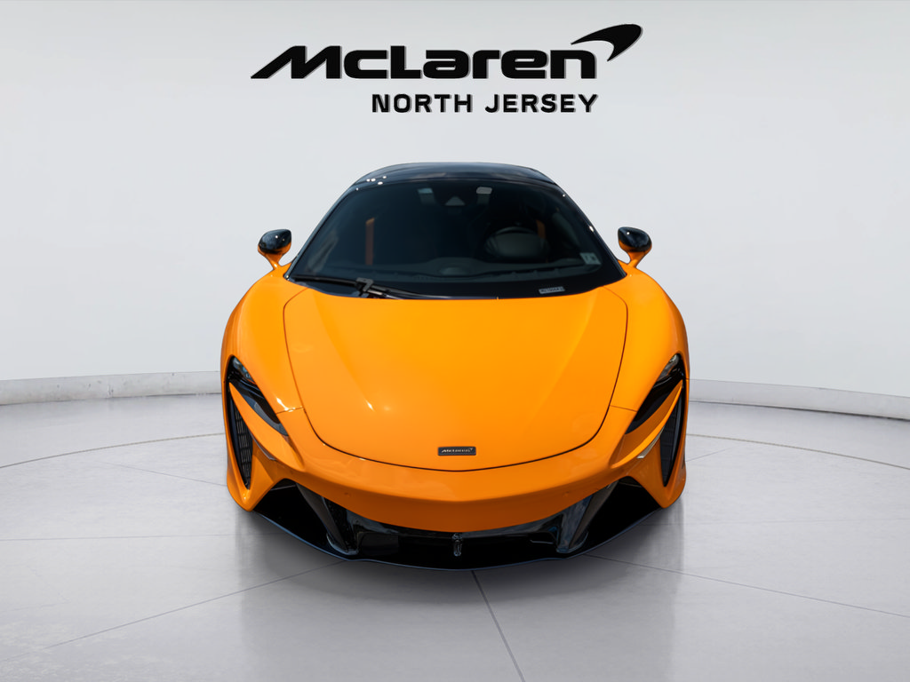 Used 2025 McLaren Artura Spider RWD image 8