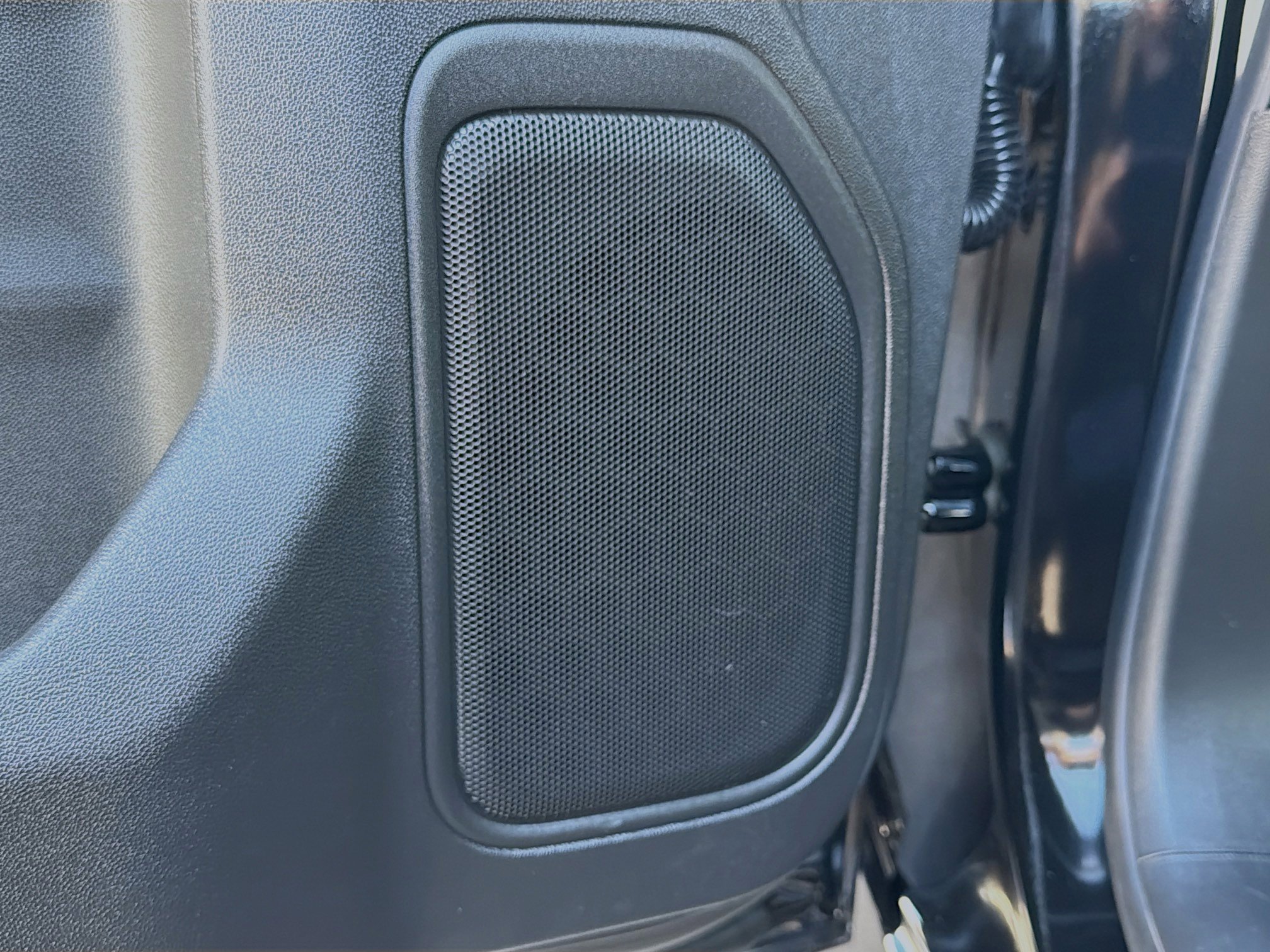 Used 2025 Chevrolet Silverado 2500 Custom w/ Custom Value Package image 23